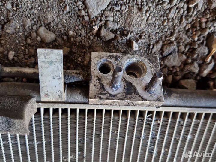 Радиатор кондиционера хендай туксон 3 TL