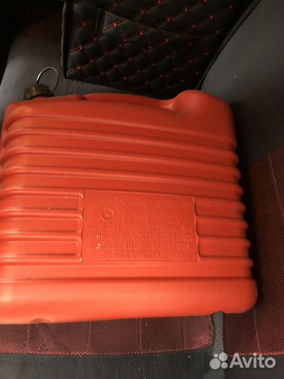 Канистра 20 литров для бензина