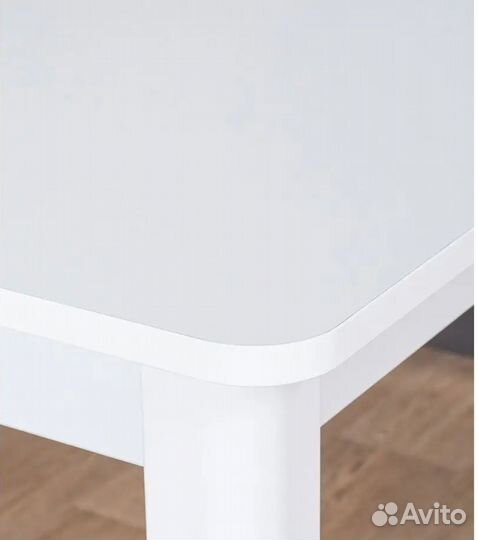 Стол обеденный