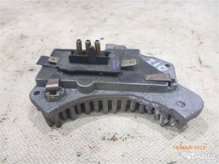 Резистор печки Opel Astra F 51 X14NZ 1996