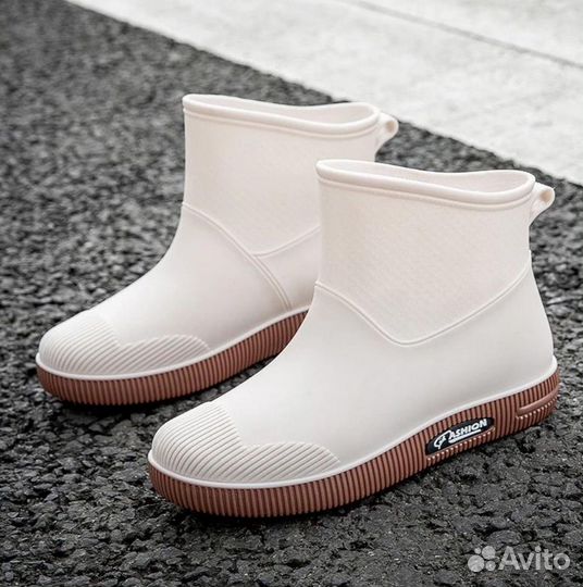 Резиновые сапоги новые 38 (24 см)