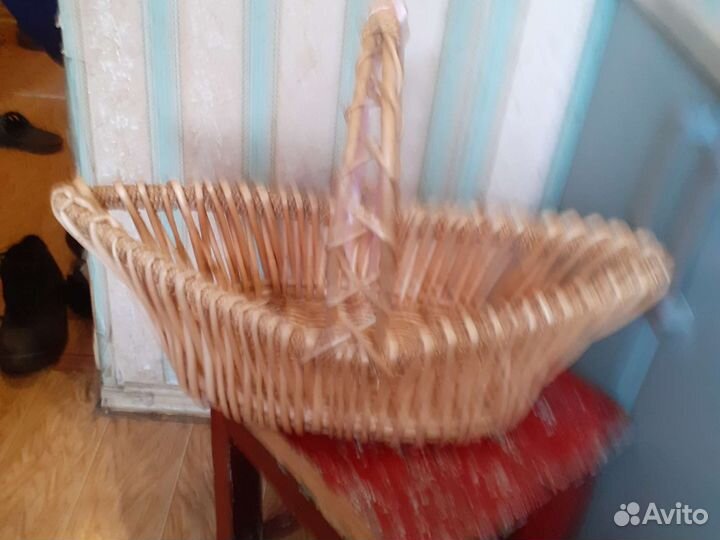 Корзина плетеная