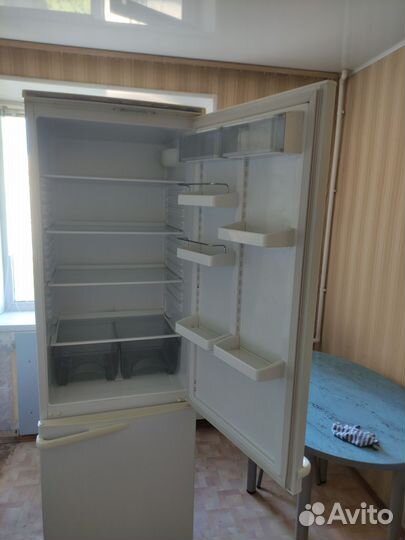 Холодильник Атлант двухкамерный