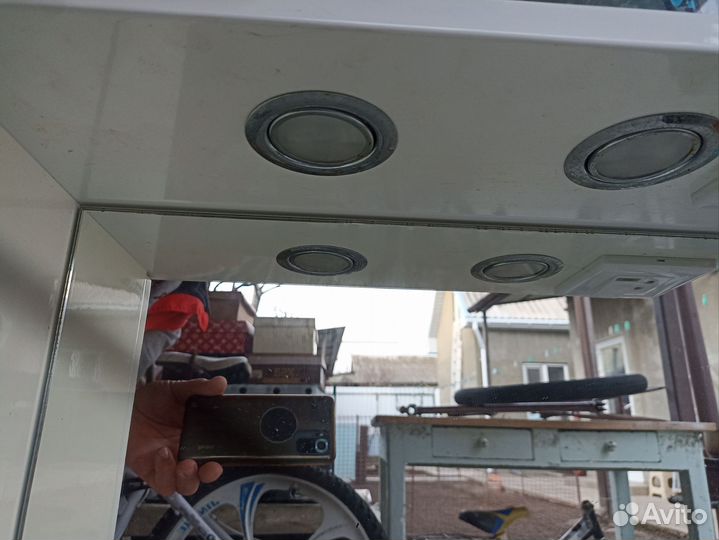 Шкаф над мойкой в ванную