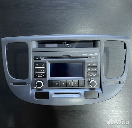 Штатная магнитола kia rio 2 jb с рамкой