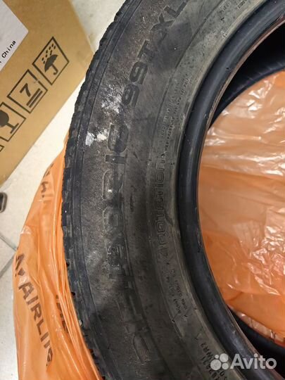 Nokian Tyres Hakkapeliitta 8 215/60 R16 99T