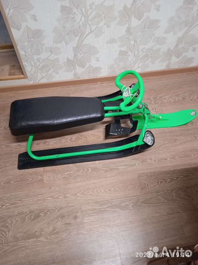 Детский снегокат