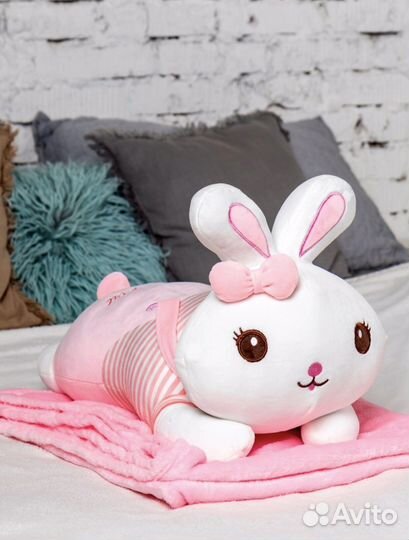 Игрушка с пледом