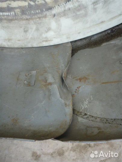 Чехол для запасного колеса Hyundai Galloper