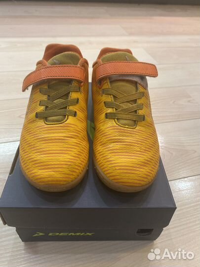 Детские футбольные бутсы 32 размер