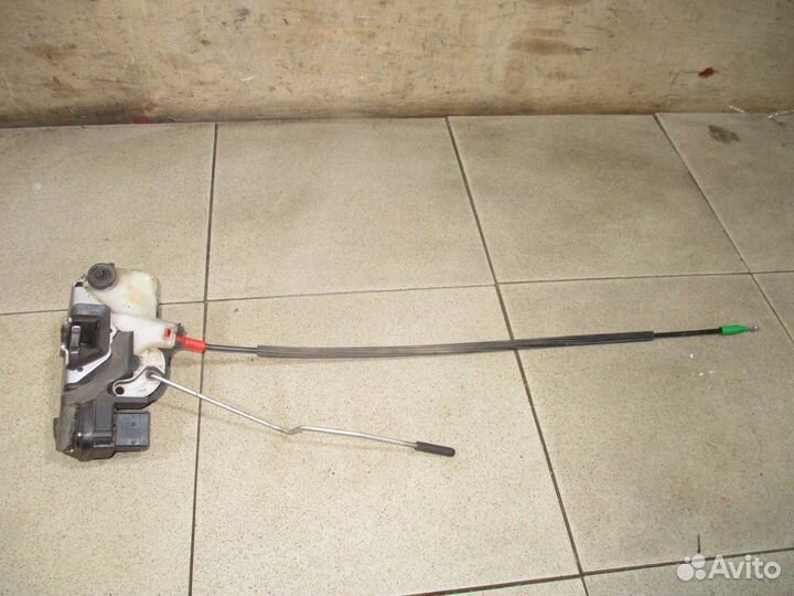 Замок двери задней правой Opel Zafira C