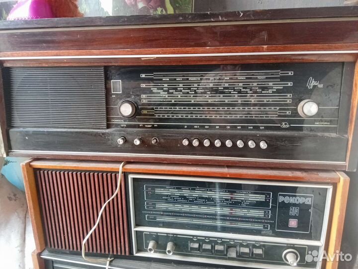 Ламповый радиоприемник, радиола