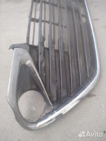 Решетка радиатора camry v50