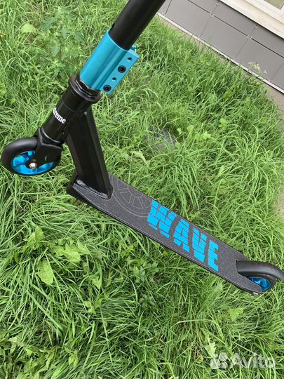 Самокат трюковой новый