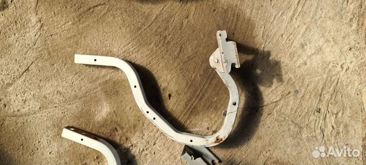 Петли багажника nissan almera classic b10