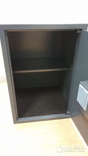 Сейф мебельный