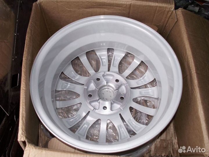 Диск колеса литой 1шт R16 Suzuki SX4