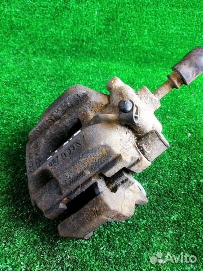 Суппорт тормозной задний левый Bmw 330D E90 M57N