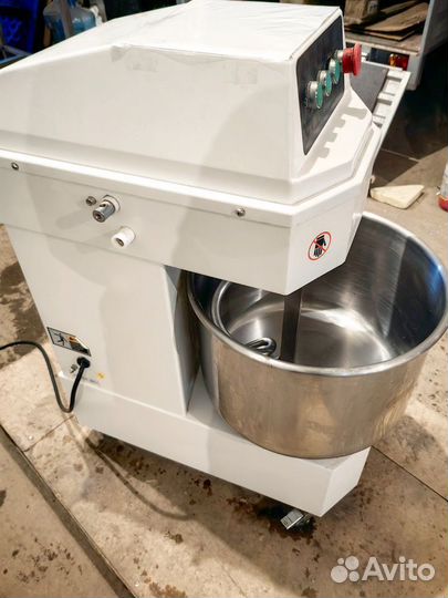 Тестомес 30 литров