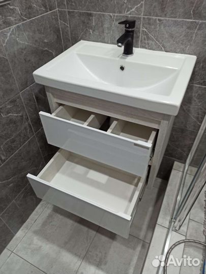 Комплект Тумба, раковина, смеситель для ванной