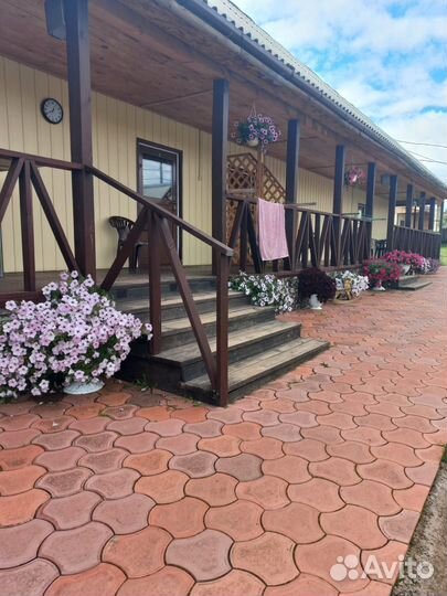 Горничная с проживанием и питанием