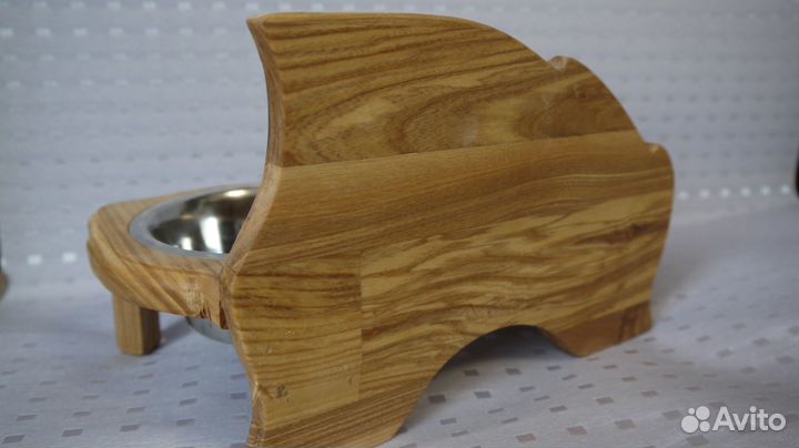 Кормушка для кошек деревянная