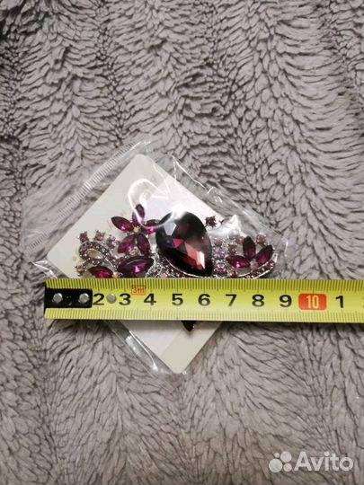 Новые большие броши