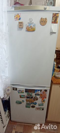 Холодильник бу lndesit