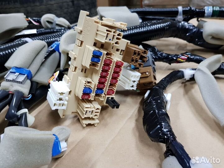 Проводка Ниссан Икс трэил T31 M9R 24010JG46B