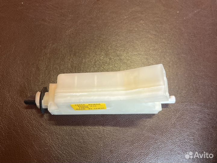 Актуатор лючка бензобака Ниссан Теана 32 Мурано