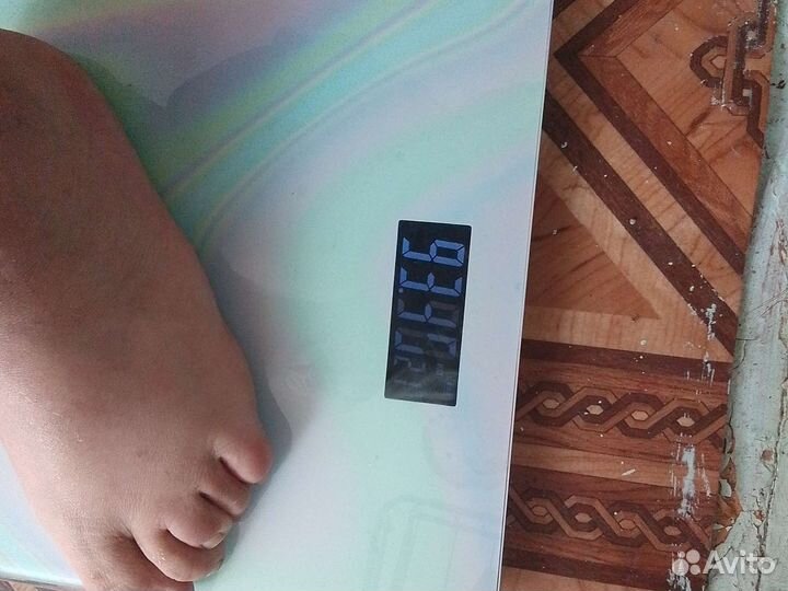 Весы напольные электронные