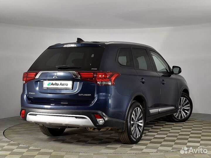 Mitsubishi Outlander 2.0 CVT, 2018, 150 979 км