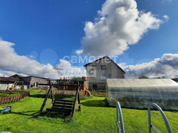 Дом 246,2 м² на участке 12 га