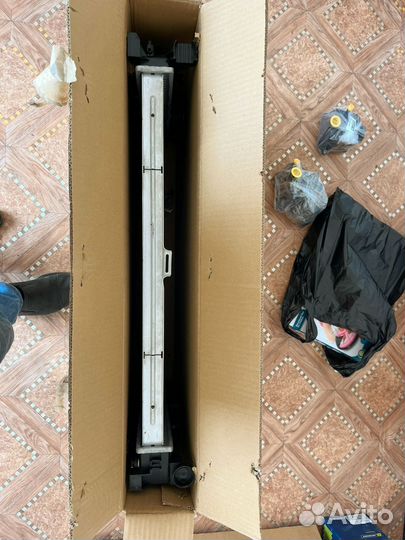 Радиатор кондиционера на мерседес w211