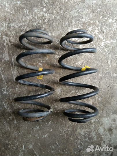 Пружины задние Шевроле Круз универсал