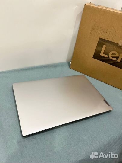 Новый ноутбук Lenovo 14