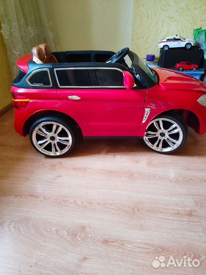 Детский электромобиль bmw