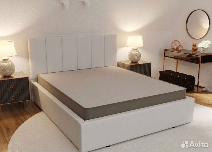 Кровать двухспальная с матрасом 160*200