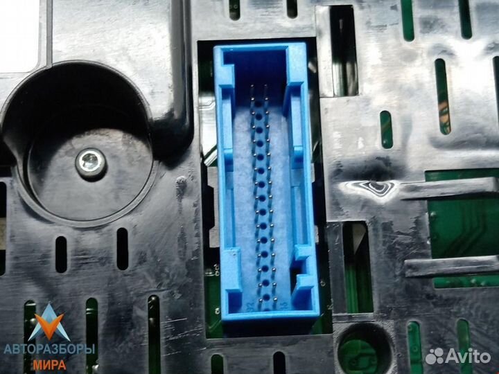 Щиток приборов (приборная панель) Audi A3