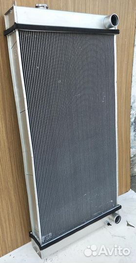 Радиатор водяной Hitachi ZX470H-3