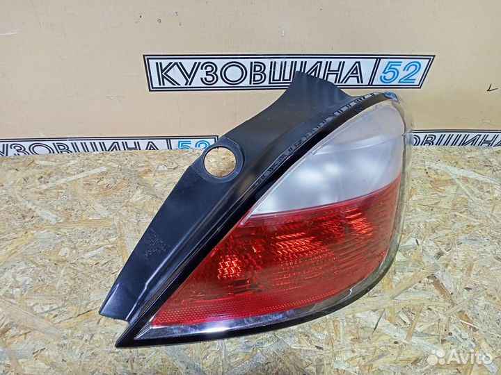 Фонарь правый Opel Astra H (04-07г) хетч до рест