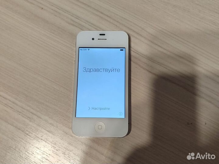 iPhone 4S, 16 ГБ
