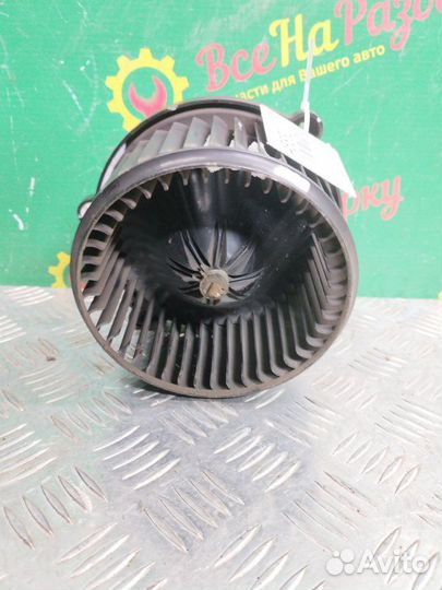 Моторчик печки Kia Rio седан