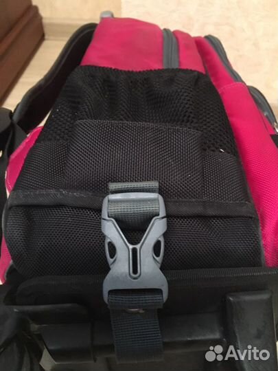 Рюкзак на колесиках