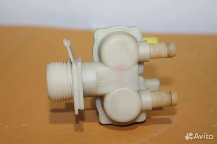 Клапан подачи воды Siemens 00265772 бу. 4181