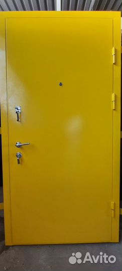 Дверь в квартиру с отделкой винил кожа