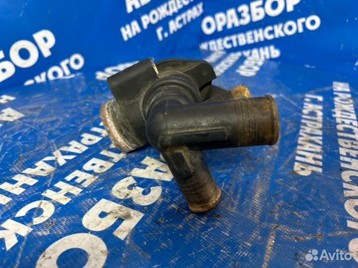 Корпус термостата. Ford Transit МИКРОАВТОБУС jxfa