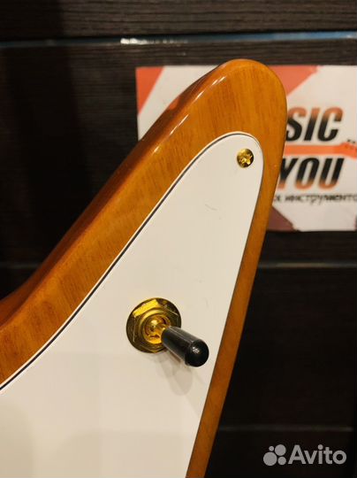 Электрогитара Explorer + Ремень