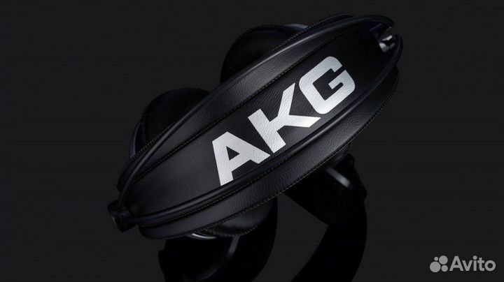 Проводные наушники AKG