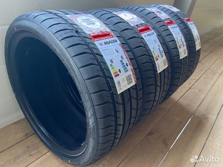 Roador Amaro 118 255/40 R20 и 285/35 R20 101W